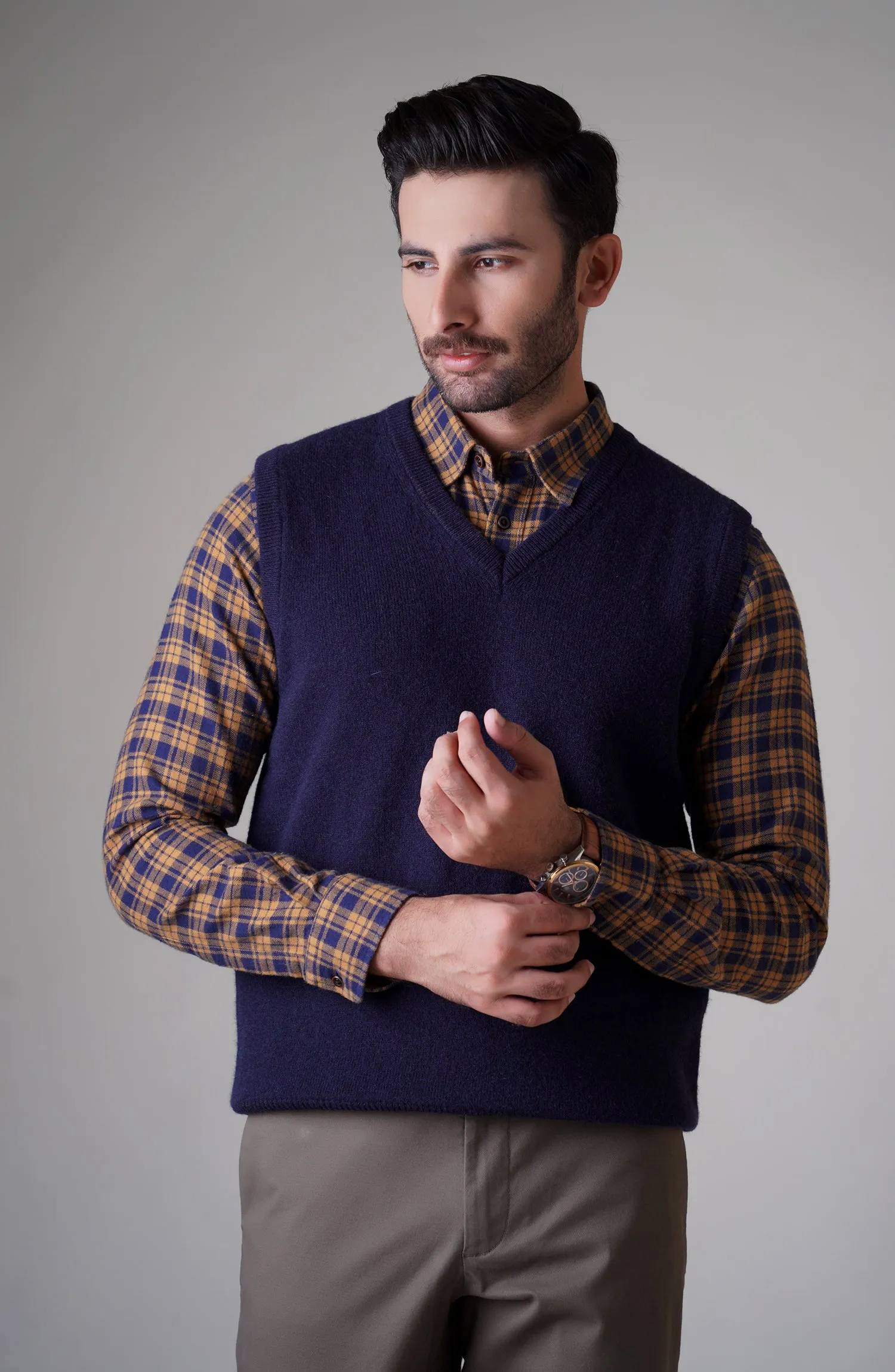 Lambs Wool Sleeve Less V-Neck