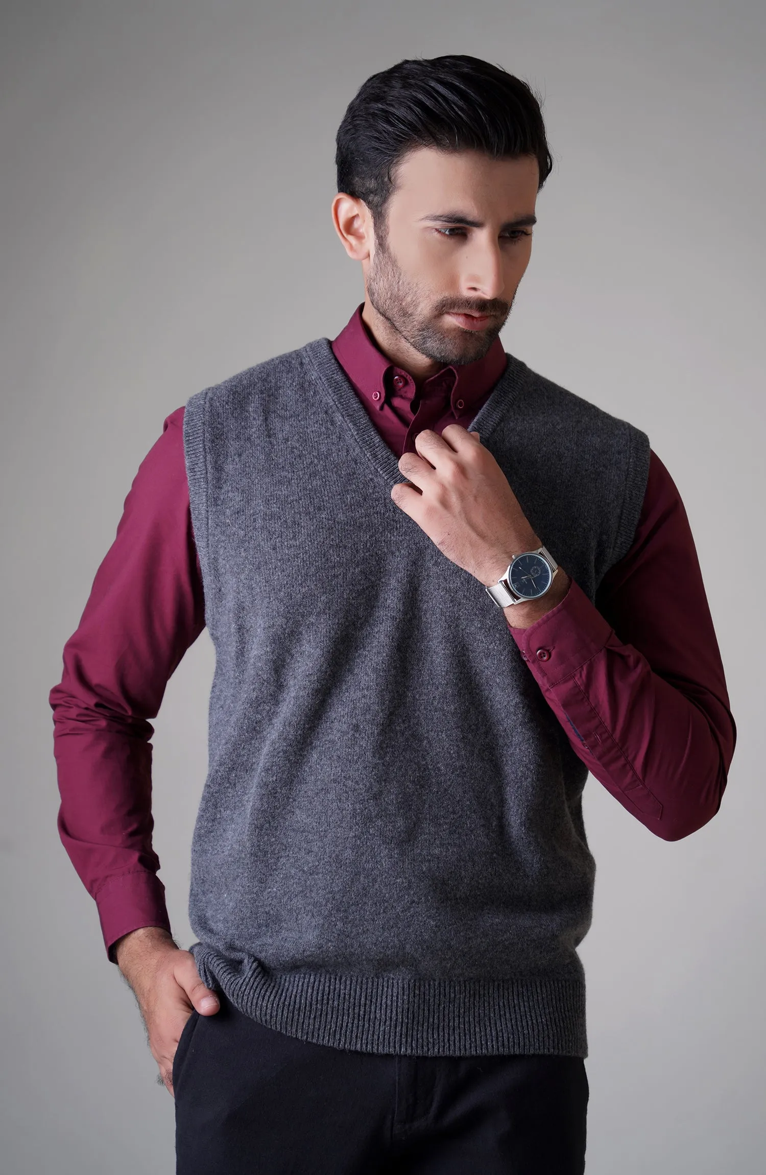 Lambs Wool Sleeve Less V-Neck