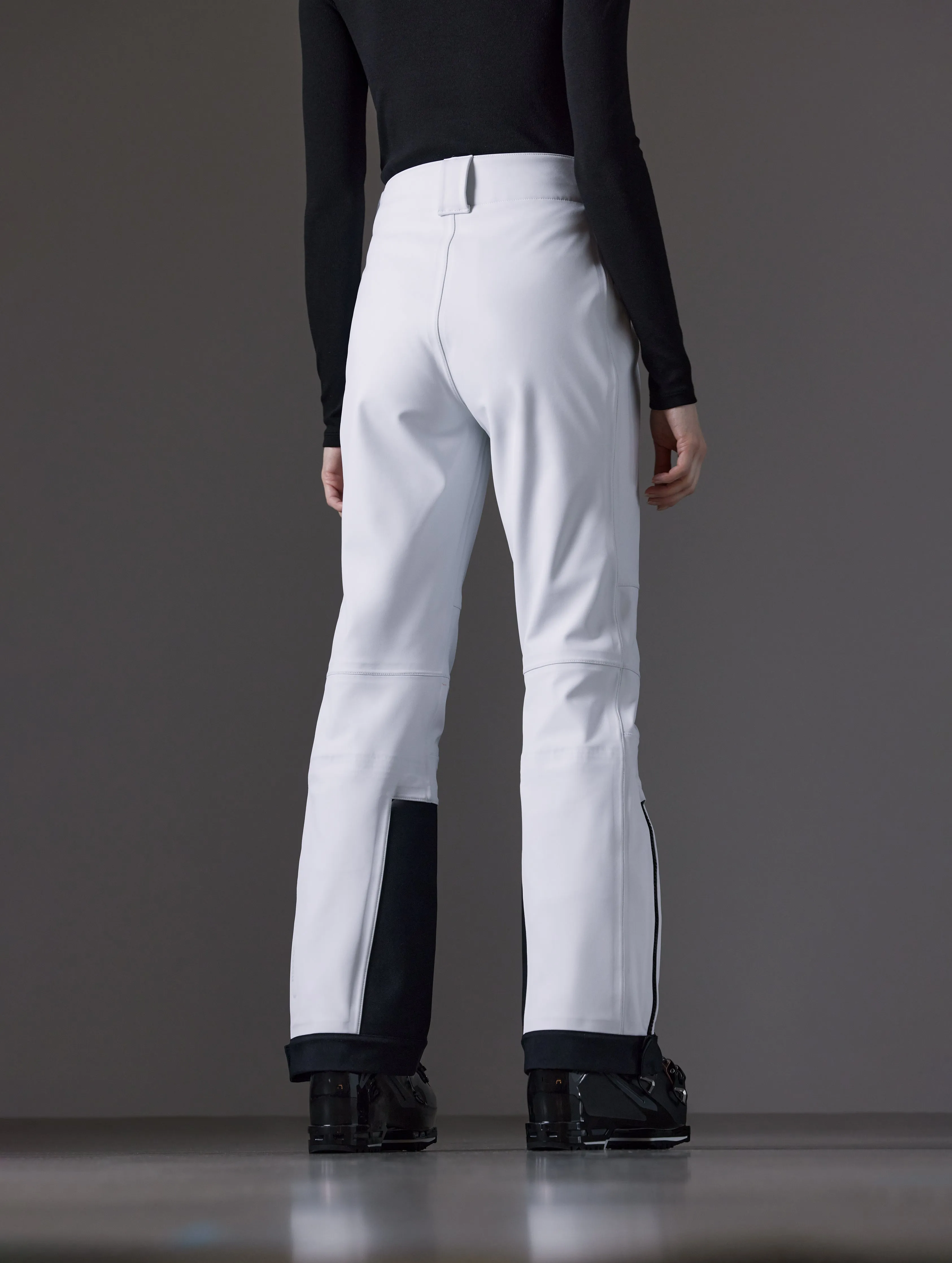 W Descent Pant - White